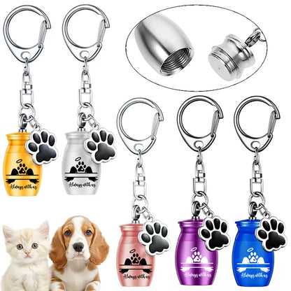 Llavero conmemorativo de mascota con diseño de huella